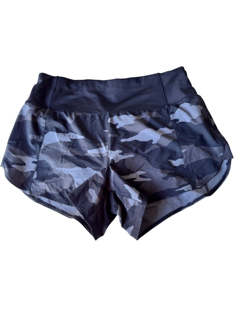 Athleta Womens Running Free Camo Shorts Sz S Black Grey Stretch Athletic 705735